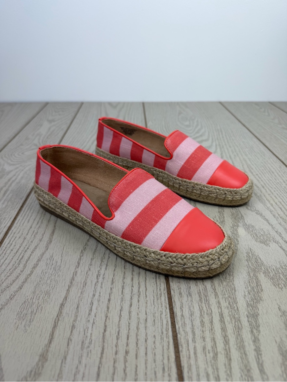 On 34th Women's Jaylaa Striped Espadrille Slip-On Flats 7M Red/Pink $60